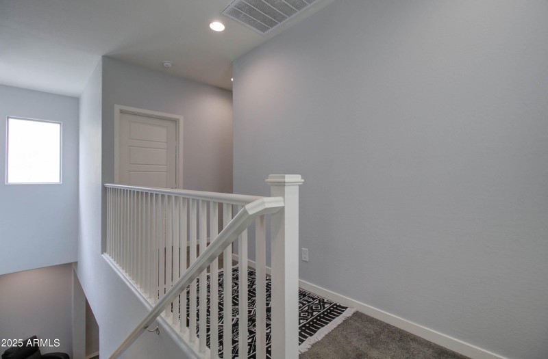 1654 W Redwood Ln -49