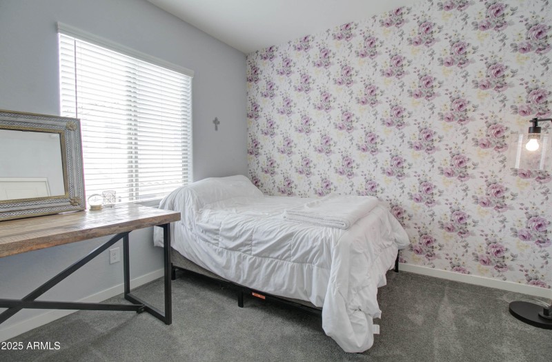 1654 W Redwood Ln -58