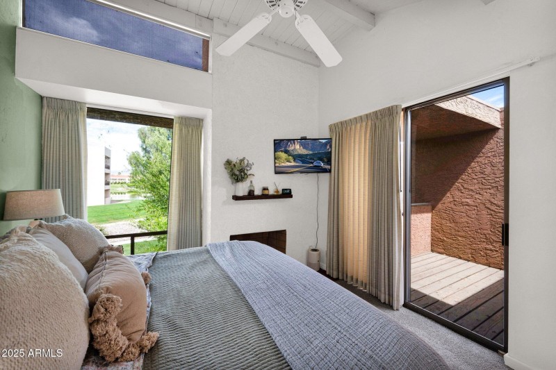 MB Access to Balcony