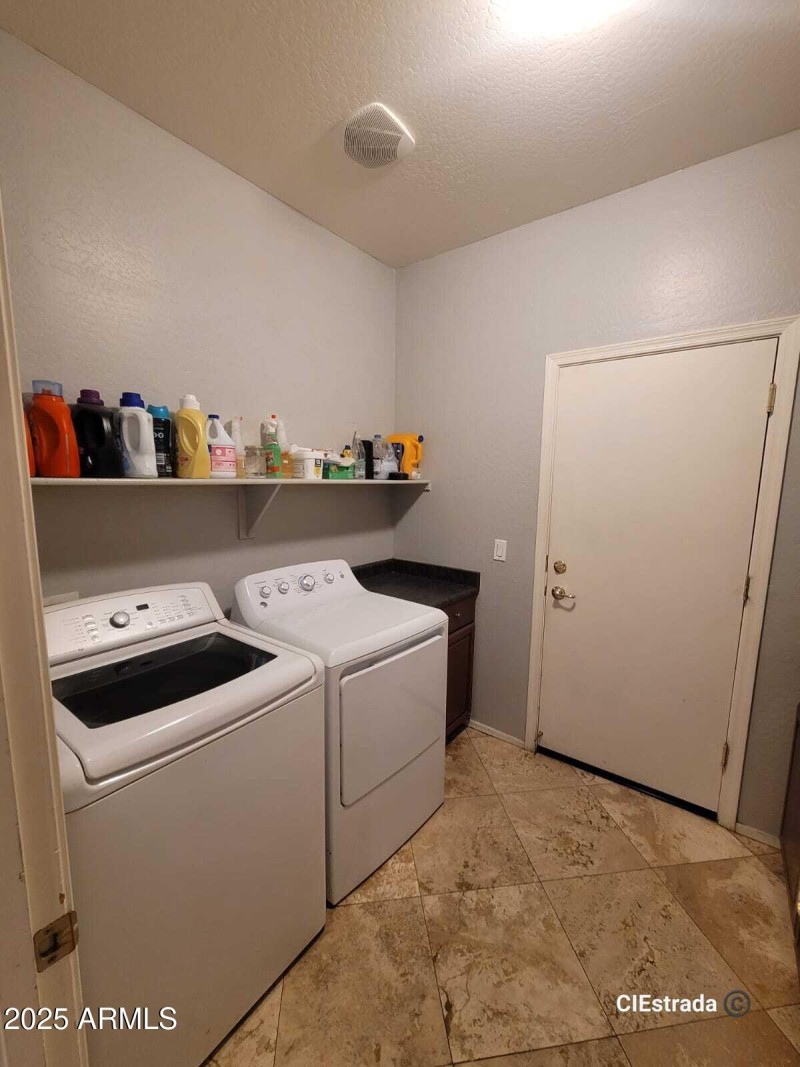 18dc1b1f-9f88-4bf4-946c-c593358f7bd0