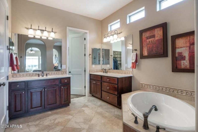 20210210013858722507000000-o