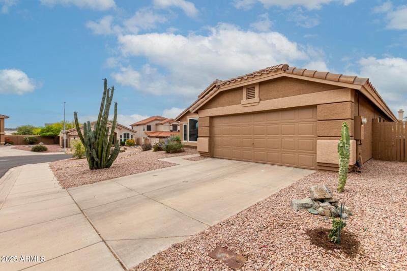 30- 1033 E MOUNTAIN VISTA DR, Phoenix