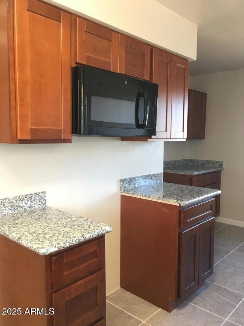 20170330190700530688000000-o