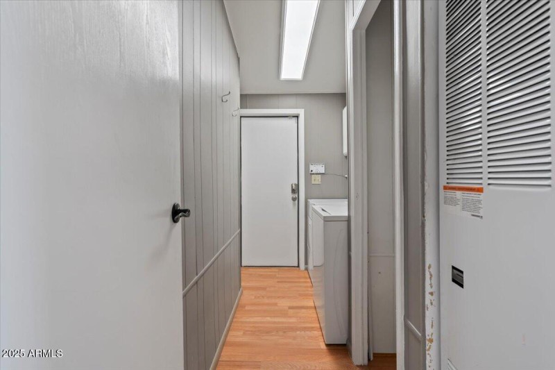 Laundry w/ 2 Storage closets