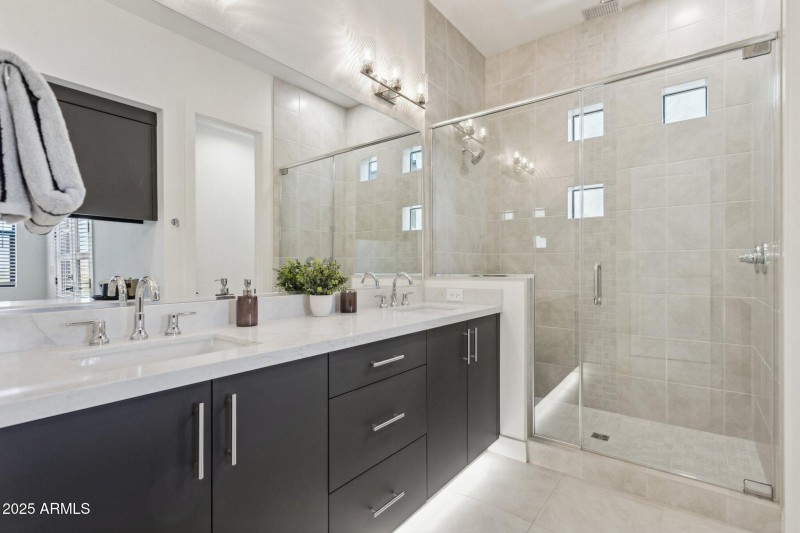 Plan 3 - 2nd Primary Bath