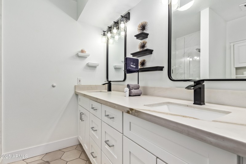 67fdfe_27 - Country Club