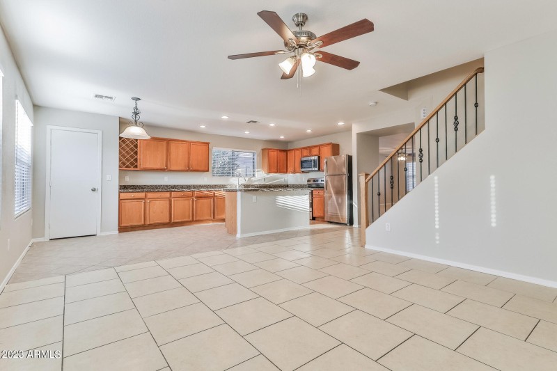 021-photo-kitchen-12053776