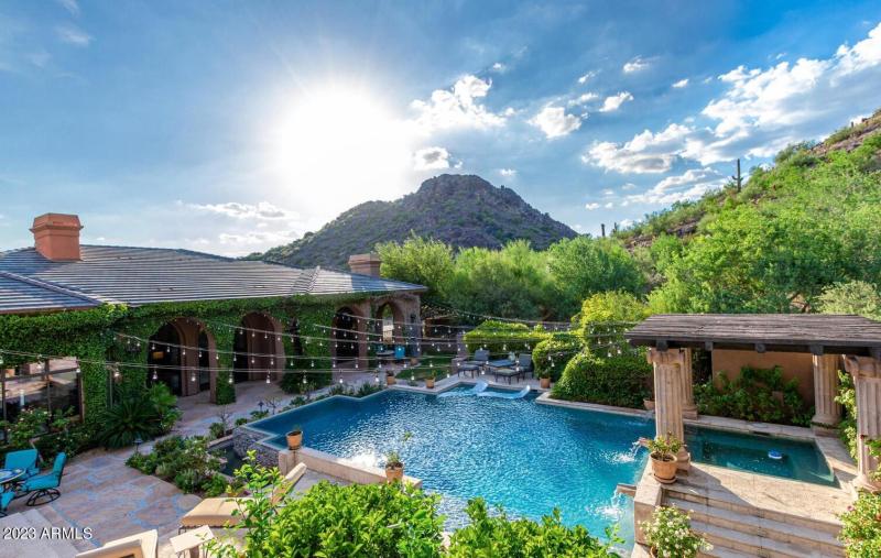 Award Winning Pool & Spa