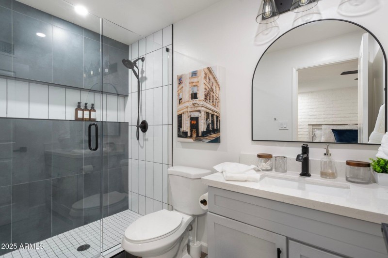 12-web-or-mls-PML09224