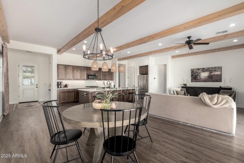 Multiple Dining Spaces