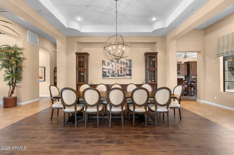 21-web-or-mls-2304-n-steele-cir