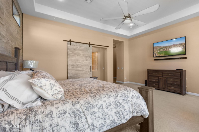 26-web-or-mls-2304-n-steele-cir