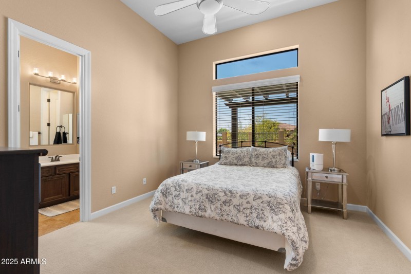 48-web-or-mls-2304-n-steele-cir