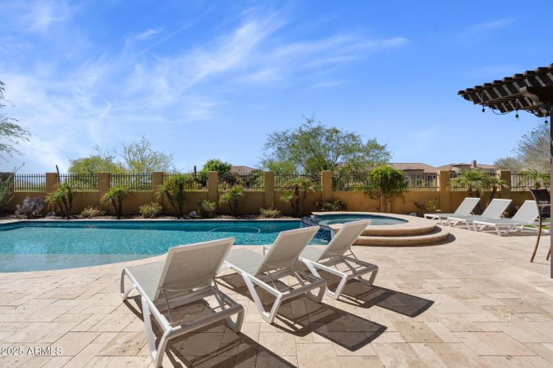 59-web-or-mls-2304-n-steele-cir