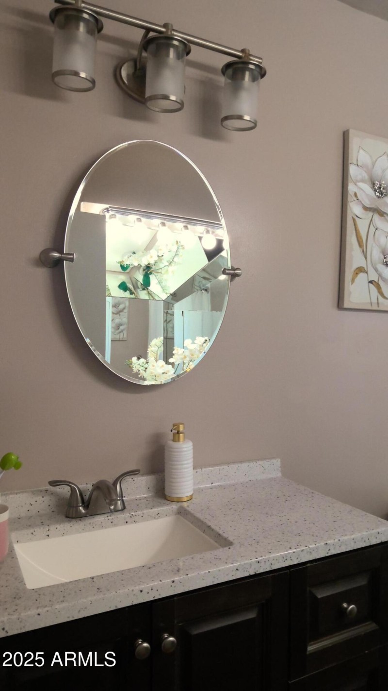 Main house bathroom 2