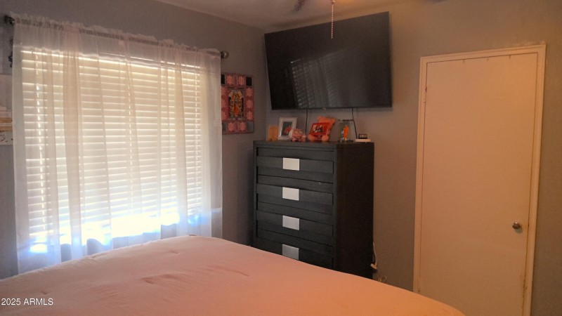 Main house bedroom 4