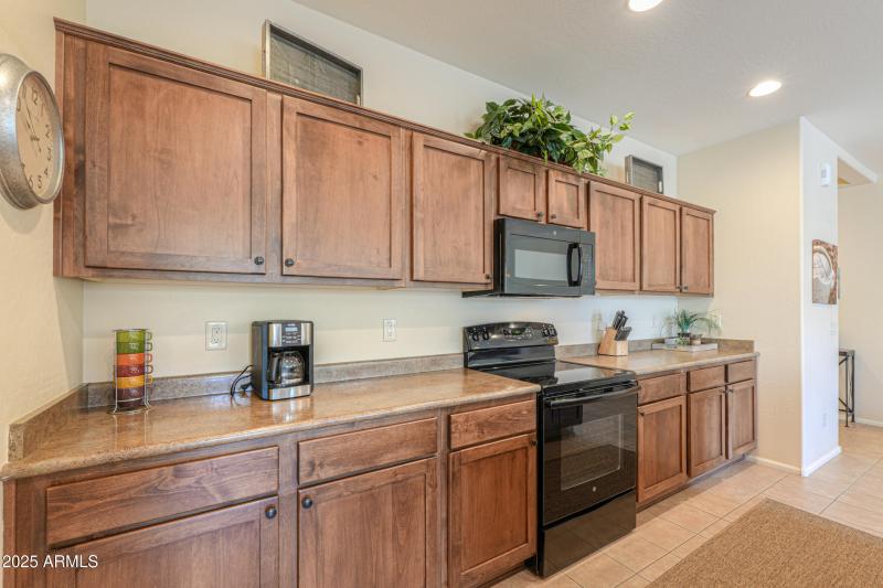 Beech cabinets w/knobs