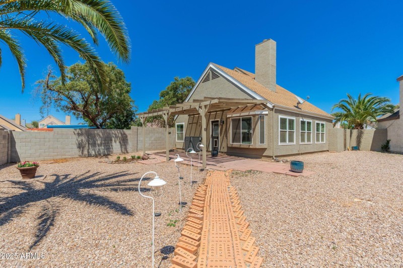 20818 N 21st Dr - 28