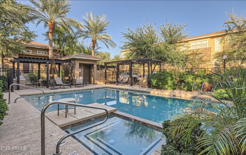 Screen Shot 2025-04-15 at 3.24.35 PM