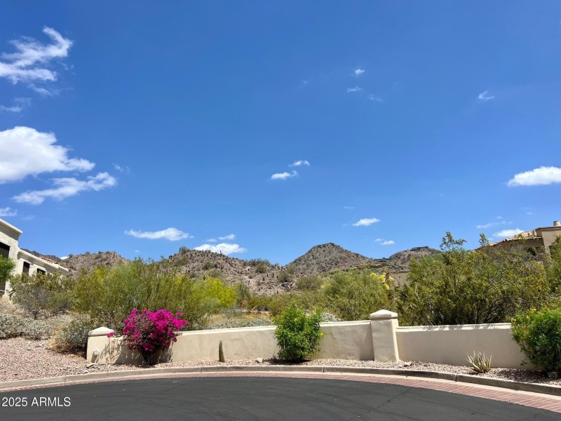 Spectacular Front Yard View
