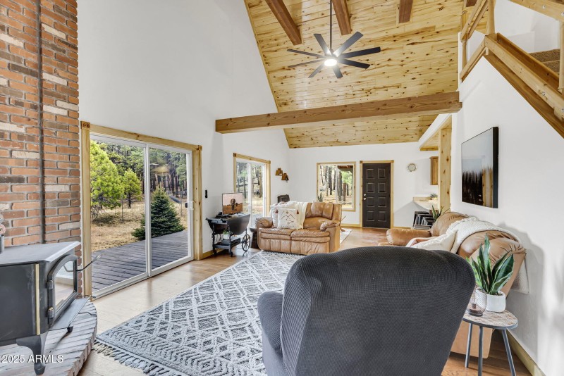 012_37-web-or-mls-forest-21_923