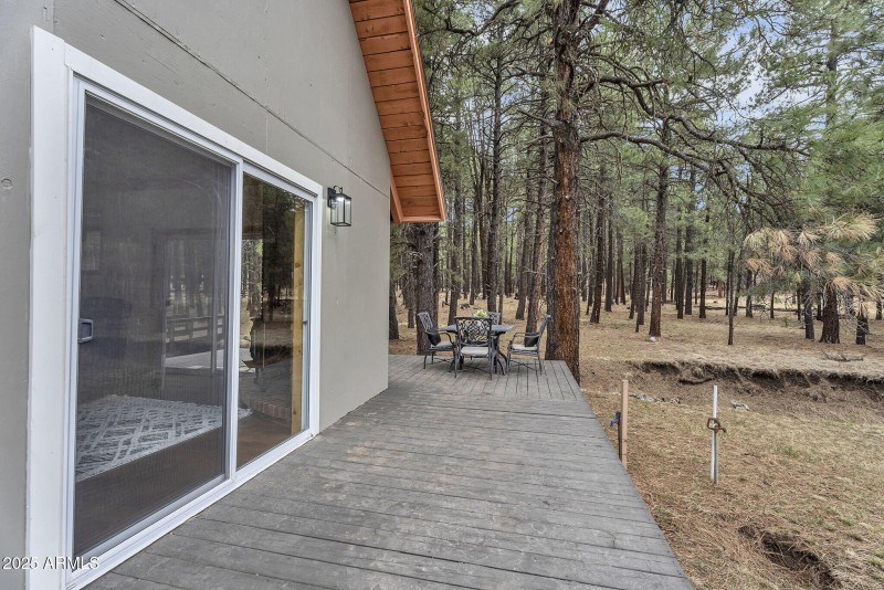 036_57-web-or-mls-forest-41_929