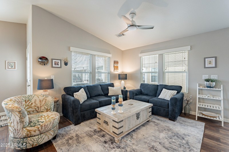 Pier One Furnishings