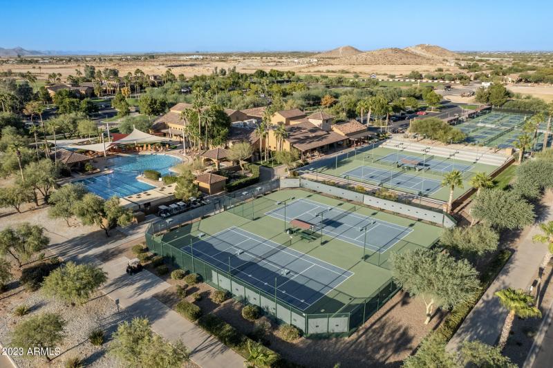 80 Pueblo 4751 Drone