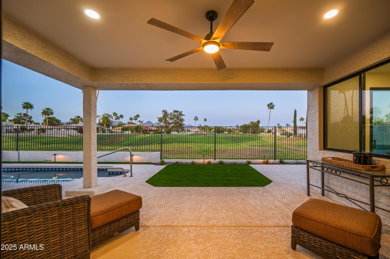Golf Course Living Room Views