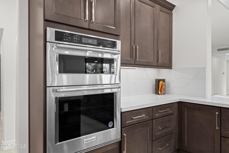 Upgraded Double Ovens