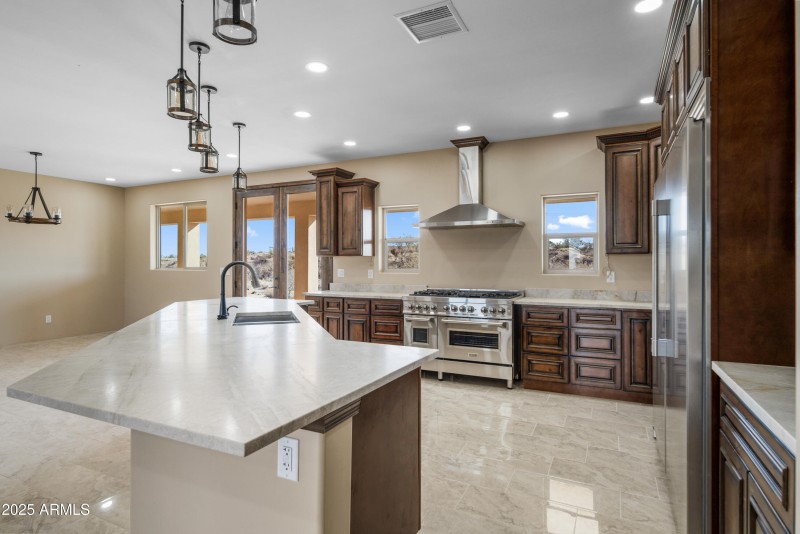 125 Iornwood Pl00031