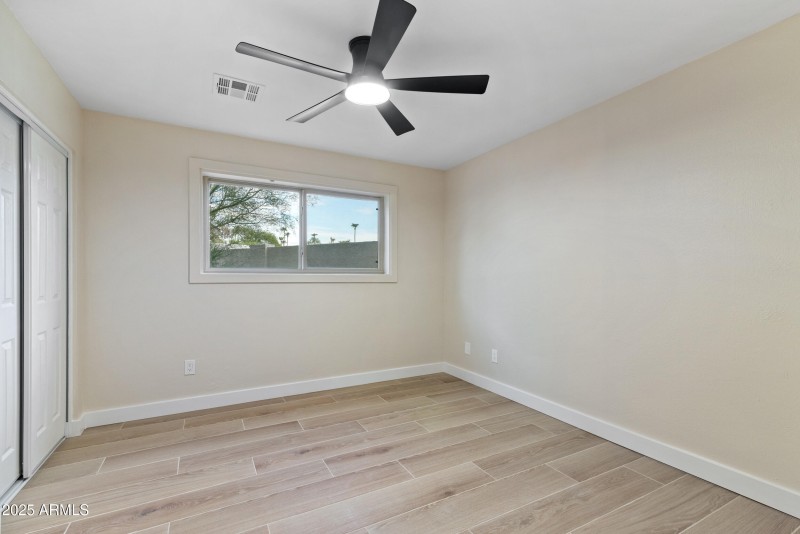 34_8602 n 22nd pl-34