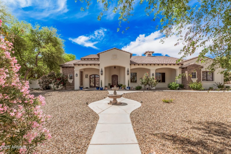 21615 E. Pegasus Pkwy