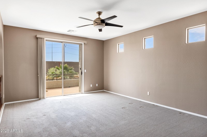 3033 W Redwood Ln-36