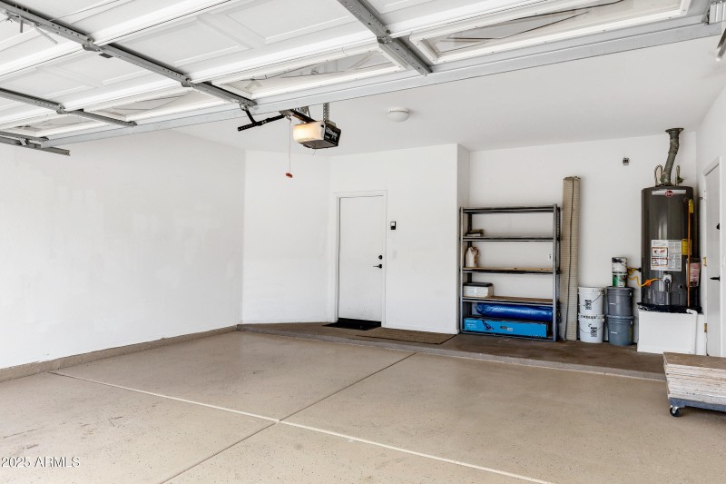 3033 W Redwood Ln-39