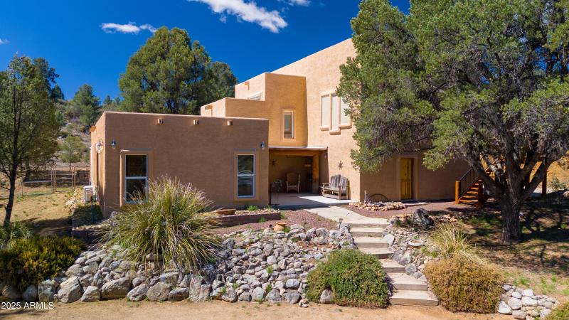 17129 W Buckhorn Dr00013