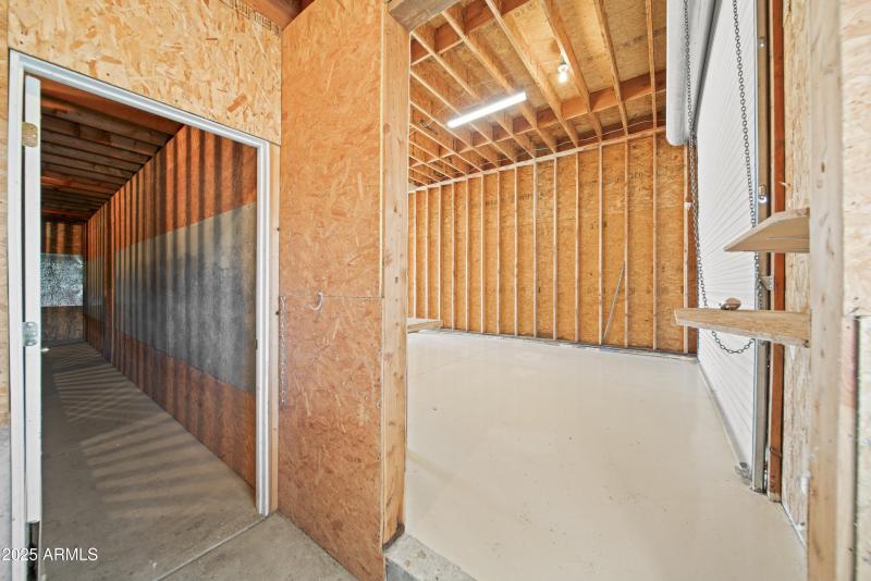 17129 W Buckhorn Dr00021