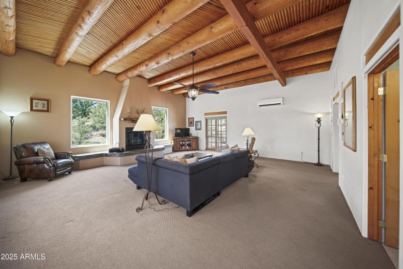 17129 W Buckhorn Dr00053