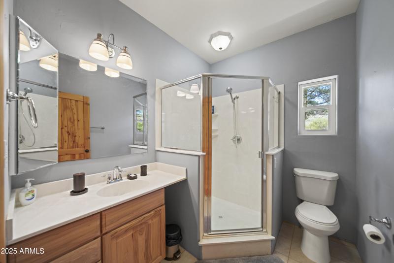 17129 W Buckhorn Dr00047