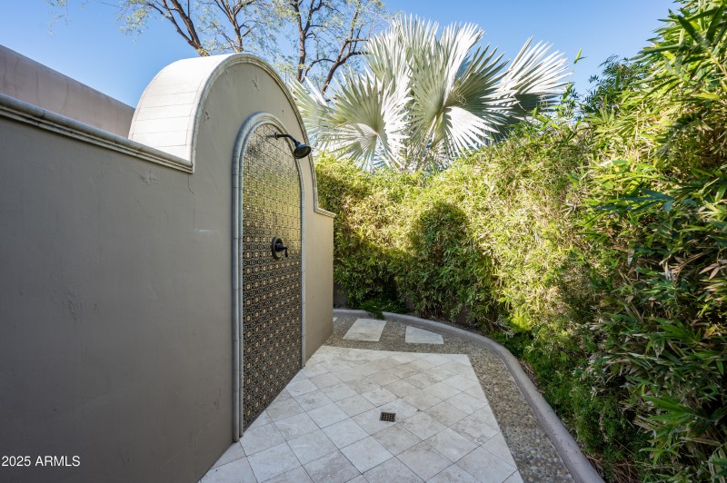 fountain outside of primary