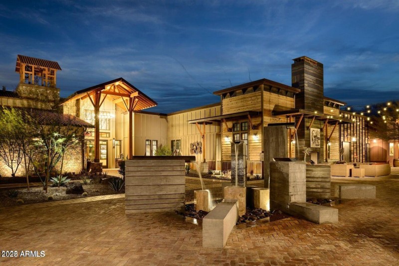 20220124212046715522000000-o