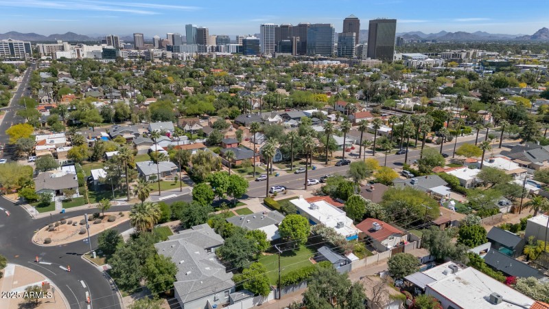 329 W Encanto Blvd-large-028-003-DJI 002