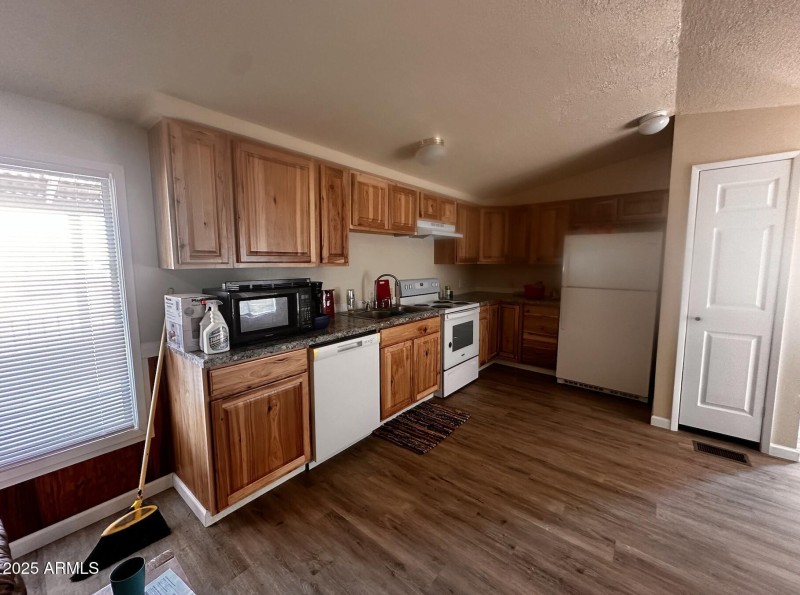 Screen Shot 2025-01-29 at 3.40.14 AM