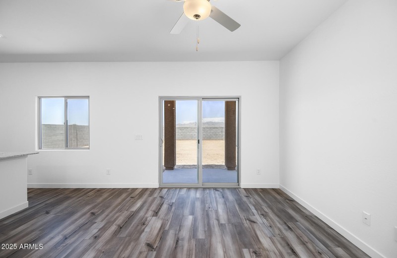 Southwest_Amado_A_L_009