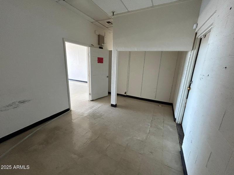 WhatsApp Image 2024-04-22 at 12.52.21 PM