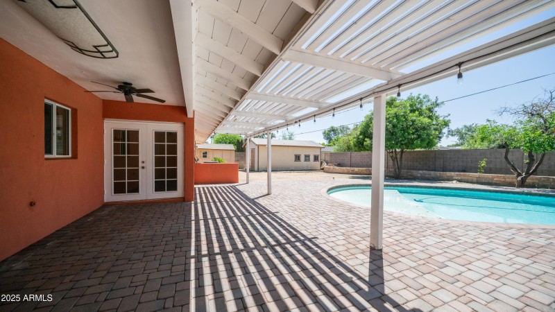 1001 W Northern Ave Exterior Photos-8