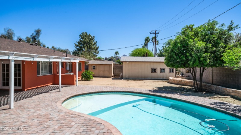 1001 W Northern Ave Exterior Photos-12