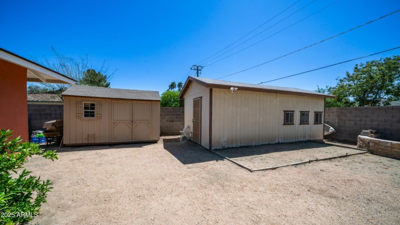 1001 W Northern Ave Exterior Photos-13