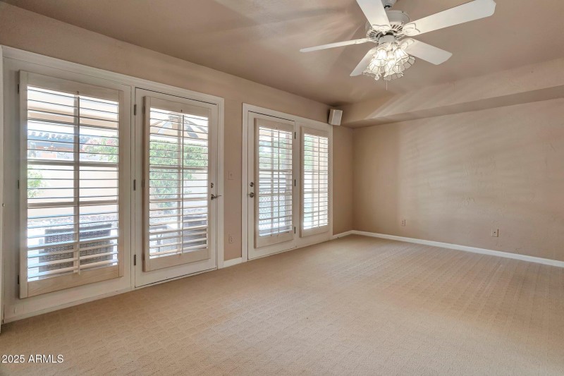 Neutral tones throughout