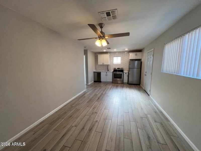 1529 E McKinley GH Pic 5